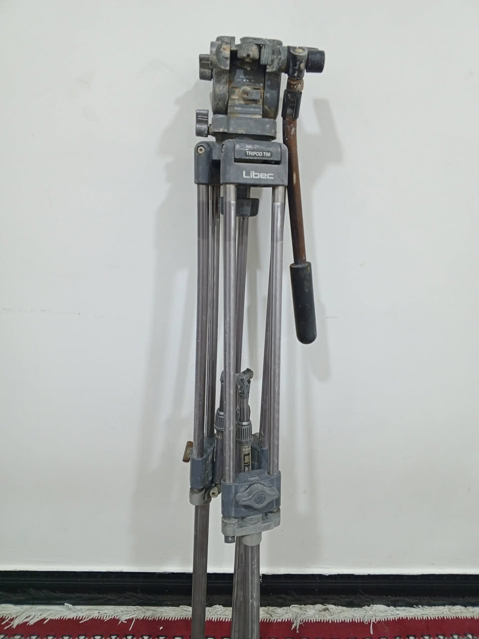 استاند  يصلح للكامرة تصوير والهندسة نوع ثقيل ضررجدا بسيط 
ومكبرت صوت تعمل على البطارية  للبيع


**إذا كنت صاحب هذا الإعلان وتريد حذفه لأي سبب، رجاءا أرسل رسالة إلى الدعم الفني**