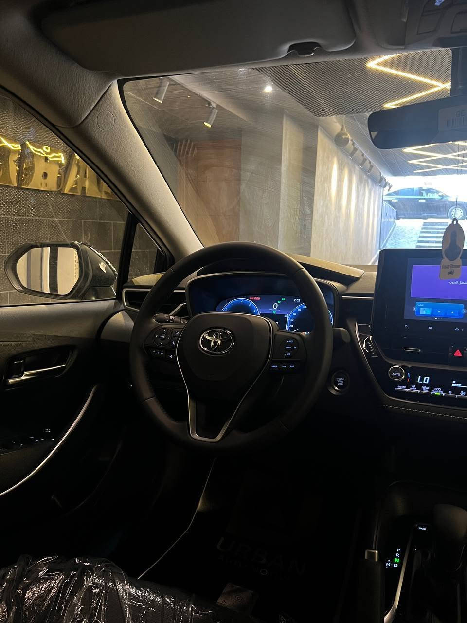 Toyota corolla 
(الفئه الثالثة)Smart
Model 2026 
Zeroo
1600cc
120Hp
Keyless entry 
Start engine 
Sensors parking 

تحكم بالطاره 
كاميرا خلفيه 
شاشة 8 بوصه 
جنوط 16 انش
مرايات ضم 
تكيف خلفي 

لون فضي فرش اسود 

بسعر مميز جدا 
للتواصل 
01025324859

متاح ايضا 
2026 الفئة الخامسة ابيض فرش اسود & فضي فرش اسود القاهرة, مصر


**إذا كنت صاحب هذا الإعلان وتريد حذفه لأي سبب، رجاءا أرسل رسالة إلى الدعم الفني**