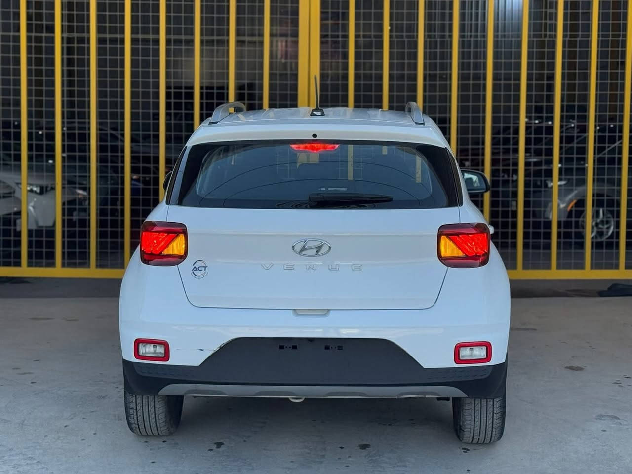 فينو 24كفاله عامه من الصبغ
فول مواصفات
بصمه
 
فتحه

شاشه

كامره

رادار امامي

رادارخلفي

تشغيل عن بعد 

شاحن تلفون

نقطه عمياء

فول 1/1

مكاني حله  
سعرهه

130بيهه مجال 
***********
