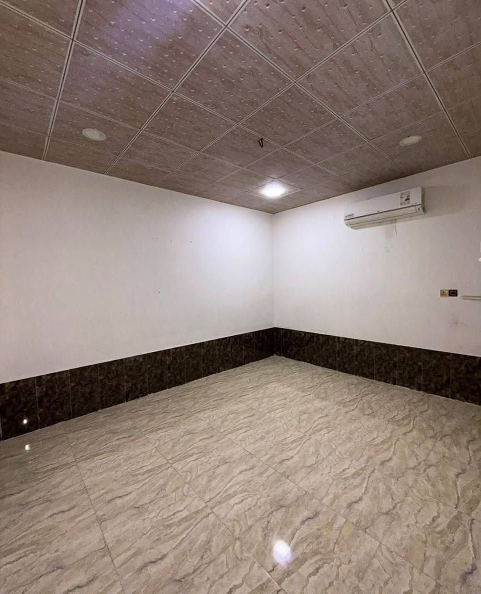 بيت100م ايجار طابقين
حي الجامعه قرب جامع ابن كشكول
ط1 غرف صاله استقبال مطبخ صحيات 
ط2غرفتين وصاله الشهر 700مقدما ثلاث اشهر
   🔥 أنوار المدينة 🔥
🔥للوساطة العقارية 🔥
نقدّم لكم كل ما يناسبكم ويرضي أذواقكم في عالم العقارات:
🏠 بيع - شراء - رهن - إيجار
📞 للاستفسار:
📱 اتصال أو واتساب: ***********
💬 أو المراسلة على صفحتنا مباشرة
✔️ خيارات متعددة
✔️ أسعار مناسبة
✔️ خدمة راقية
📍 ثقتكم غايتنا ورضاكم هدفنا
#أنوار_المدينةللوساطة_العقارية#
#بيع #شراء #رهن #إيجار #عقارات
#متابعين #هاشتاك #للجميع #اشاره
