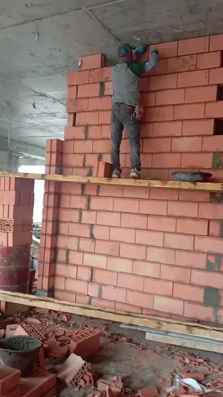 كادر بناء مصري شغل درجة اولي تسليم مهندس اسعار مناسبة للجميع
للتواصل ***********
