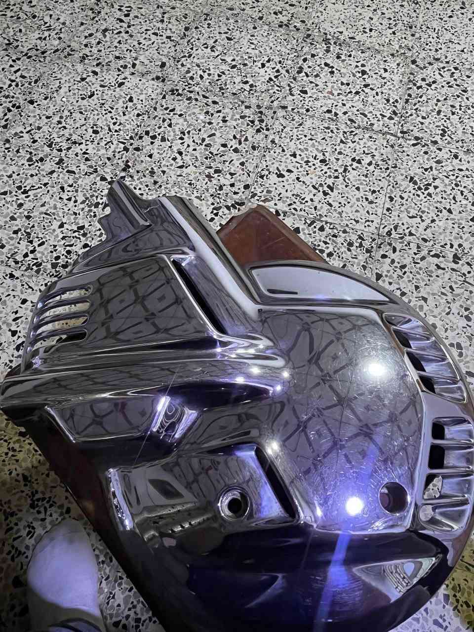 السلام عليكم
كصه ٢٠٠٠
كبات ٢٠٠٠
كب موديل قديم 
إتصال عل هاتف ***********
