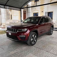 جراند شيروكي 4Xe • ٢٠٢٤ • كلين تايتل