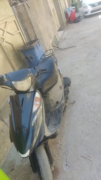 س ع دراجه ادرس ياباني سوزوكي 120 نضيفه وبلاديه كلشي مانقصه نكره سلف ست...