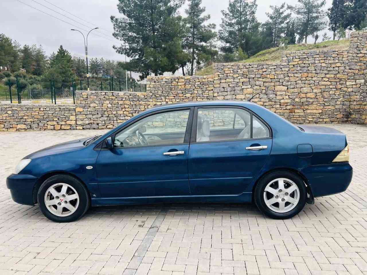 بەناوی خودا
لانسەر( 2007) مەکینە گەورە ئۆتۆماتیک 260 هەزاڕۆشتوە گێڕومەکینەی نەکراوەتەوە، ناوزەرد ،فۆرمیکا ،ئیسترادخاص، کۆیتی ABS دەبل ئێرباگ بێنج ویل کەپە دوو ،سویج کۆنترۆڵی شەریکە، بلاجکتۆری بیلادە،دەسک ستیل،سەنەی بەسەرجووە بەناوی خۆمانەوەیە، وەکالەت دەکەینەوە گێڕو مەکینەو تەبریدو ساردو گەرم بەشەرت ،پەڵە پەڵە پەمپی هەیە لەسەر کاڵبونەوە کراوەولێدراوی نیە،  بێش و پشتی کەبسە. تەبریدو گەرمی مەزبوت،
قفڵی( 66$ ) ***********
***********هەڵەبجەی شەهید حلبجة, السليمانية
