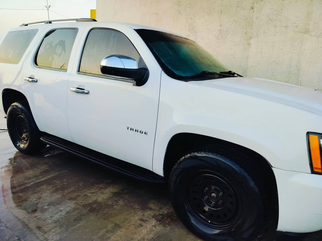 السلام عليكم ورحمه الله وبركاته
موديل 2011 #ادوات سنوية وملصق وارقام انكليزي 
تبريد و تدفئة ، تحكم ستيرن، طخم تاير جديد 
 مكفولة گـص وفتح وسرقة وعشائر .

بغداد 
للاستفسار / ***********
