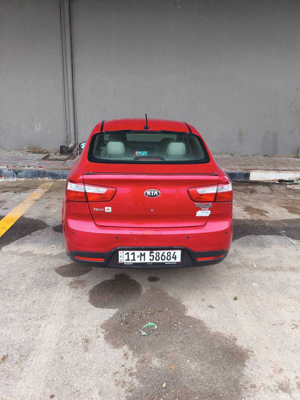 سلام عليكم ريو موديل 13 وارد امريكي بدون حادث
مكاني كربلاء سعر 87بيها مجال قليل***********
