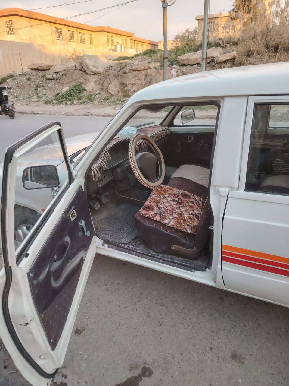 بيكم موديل ٨٢رقم نينوى شرط التحويل مكينه وكير شرط تخم تاير السعر 40وبي مجال 
رقم الهاتف ***********
***********
