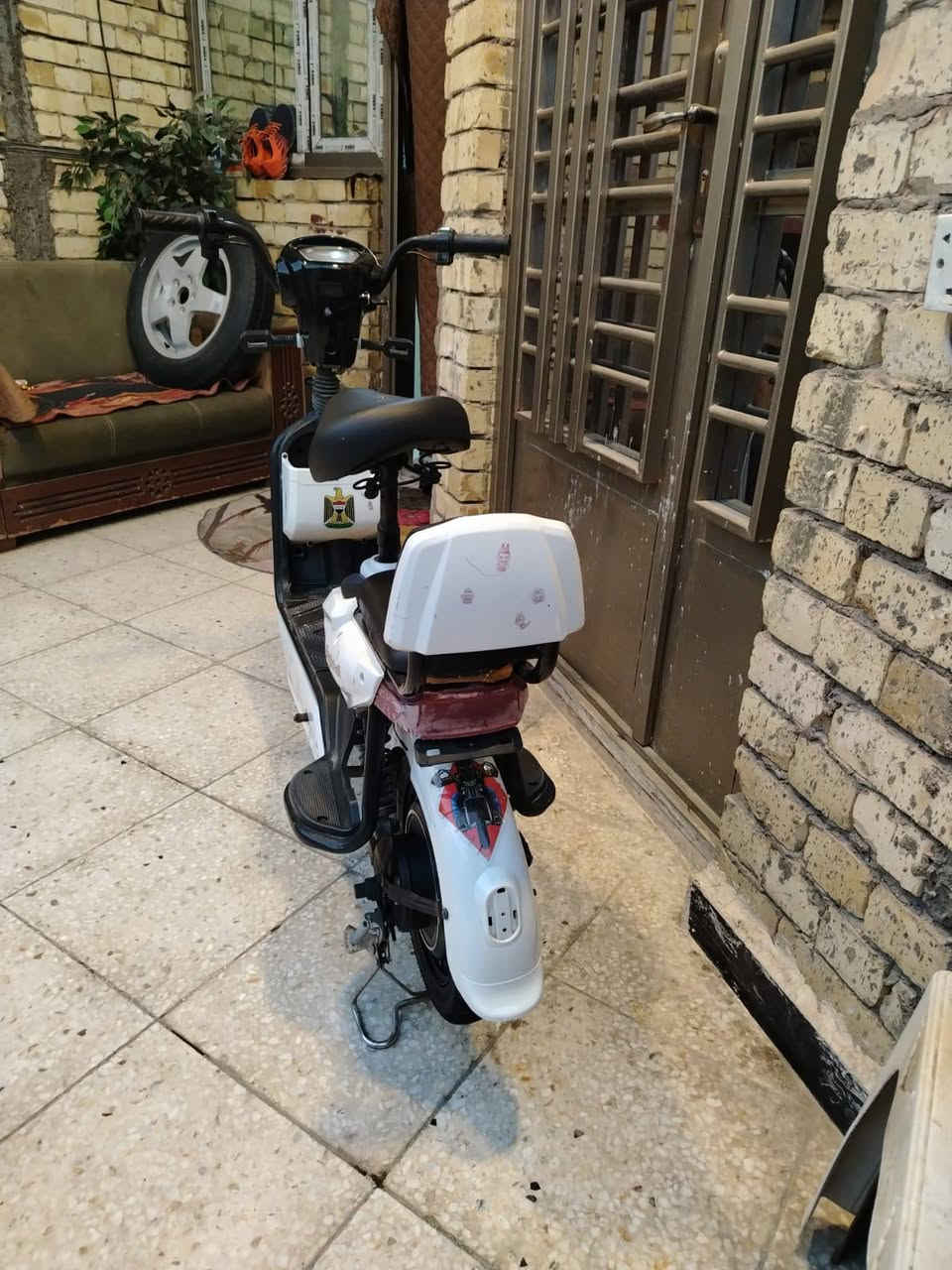 للبيع دراجه شحن حجم ١٤ ب ٢٥٠ للاتصال ***********
