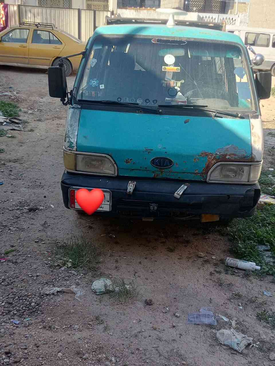 سلام عليكم خوان كيا بستا للبيع خير من اللة شواصي كفالة كير نمرة ثانية تفلت وثالثة فقط سلف دينمو جديد دوشمة خير من اللة صدر خير من اللة تخم تاير جديد شواصي شرط كفالة لا لحيم ولا باج علة وضع شركة كفالة المكينة بية بخار فقط لاتصال ***********
