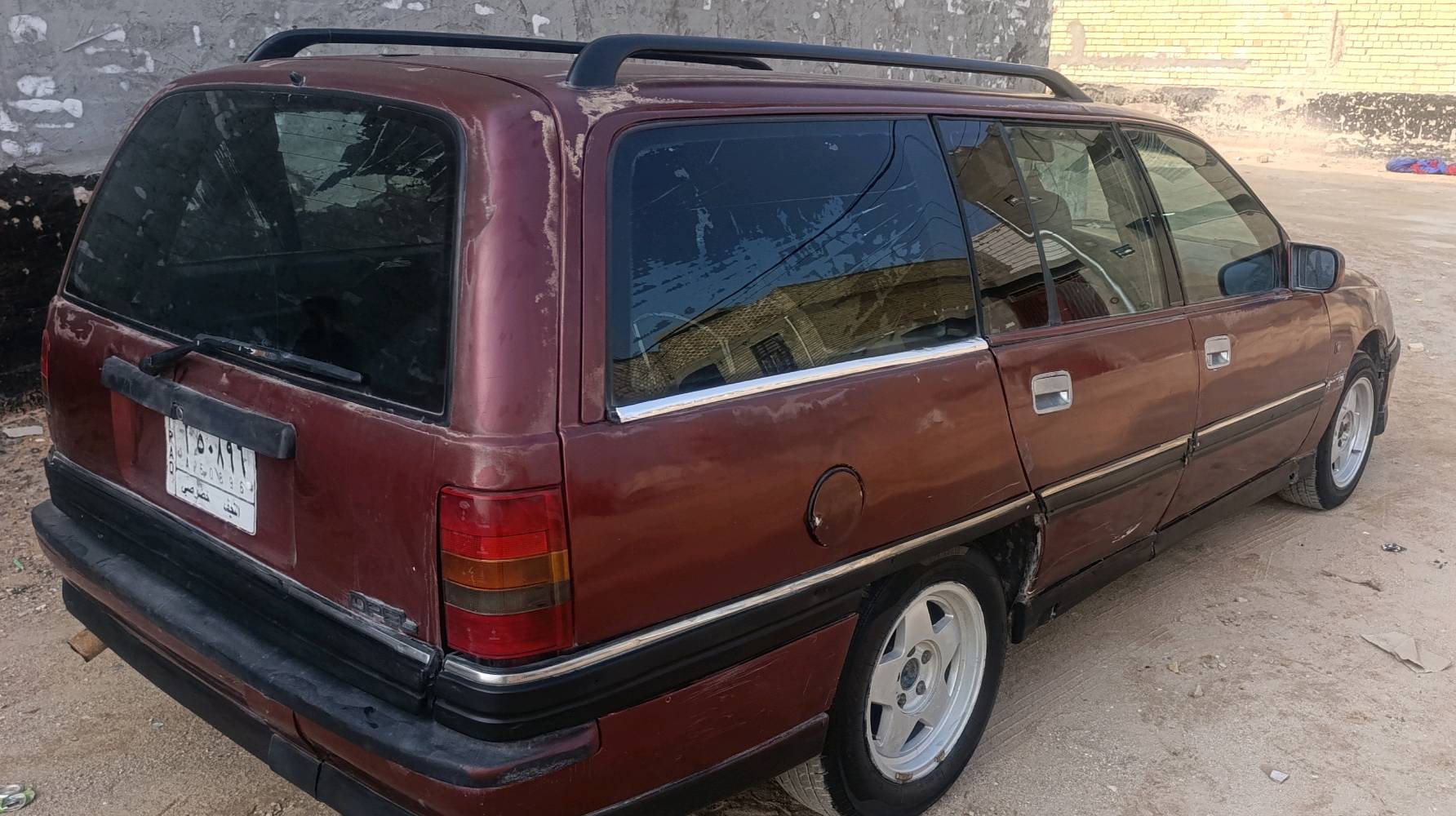 اوبل اوميغا 91 
مكينه 20 
سنويه 27
سعر 33
حداديه70%
باتري 100%
كهربائيات 90%
تايرات 95%
استفسار ***********
النجف الاشرف 