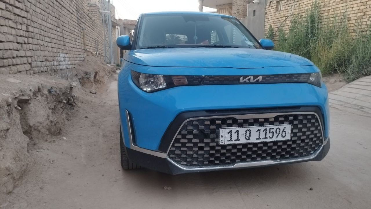للبيع: كيا سول (KIA Soul) موديل 2023 ✅

سعرها ادخل ع رابط https://t.me/carssofiraq/16147

- حالة ممتازة
فرصة لاقتناء سيارة مميزة بـ "مواصفات EX" كاملة، السيارة جاهزة للاستخدام ولا تحتاج لأي مصروف.
📌 المواصفات الفنية:
 المحرك: 4 أسطوانات سعة 2.0 لتر (قوي واقتصادي).
 القوة: 147 حصان.
 ناقل الحركة: أوتوماتيك (IVT).
 نظام الدفع: أمامي (FWD).
 العداد: 47,000 كم فقط.
🛠 حالة السيارة (الضرر):
 تم تبديل "چاملغ" أمامي (جهة السائق) مع اللايت.
 تصليح في باب السائق.
 توجد شخوط بسيطة (بدي السيارة نظيف).
📍 الموقع:
ذي قار - الغراف.
📞 للتواصل والاستفسار: ***********
.
.

🚗اعرض سيارتك ع اقوى قناة تلكرام و واتساب و صفحتي فيسبوك للبيع و شراء سيارات ادخل ع رابط 👈 https://t.me/carssofiraq
