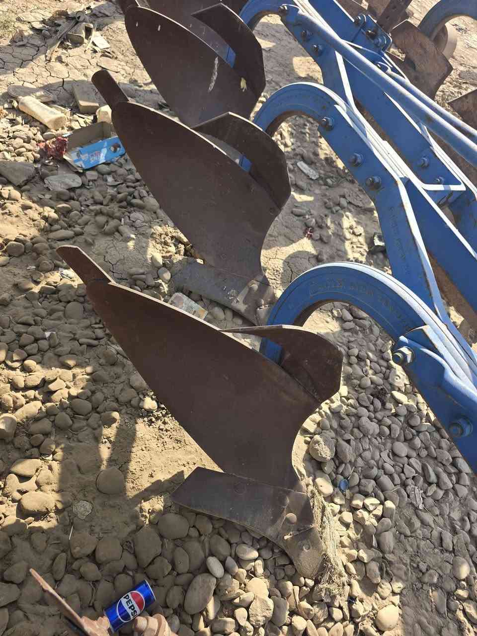 فدان للبيع خماسي حجم ١٢ الشراي لاتصال عله الرقم ***********
