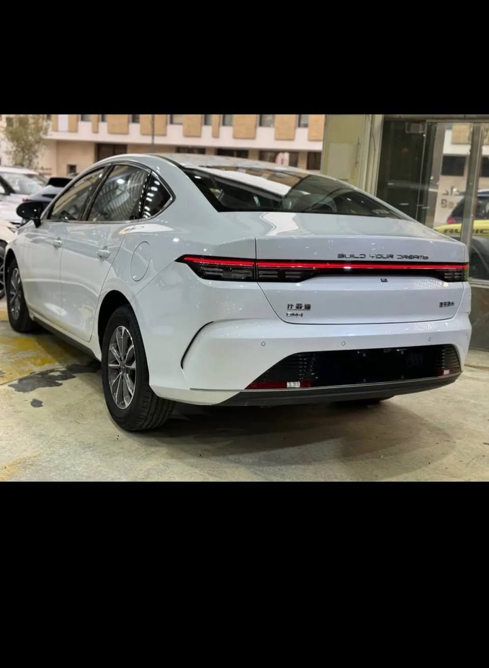 السلام عليكم البيع بي واي دي دستروير زيرو موديل ٢٥ صفر بس مال ترقيم مرقم وبسمي رقم بغداد سياره زلغ مابيهه فوول موصفات سياره بصمه كير ماوس ويل كب شاشه ايباد تشغيل عن بعد جلد فوووول مكاني بغداد رقمي ***********
