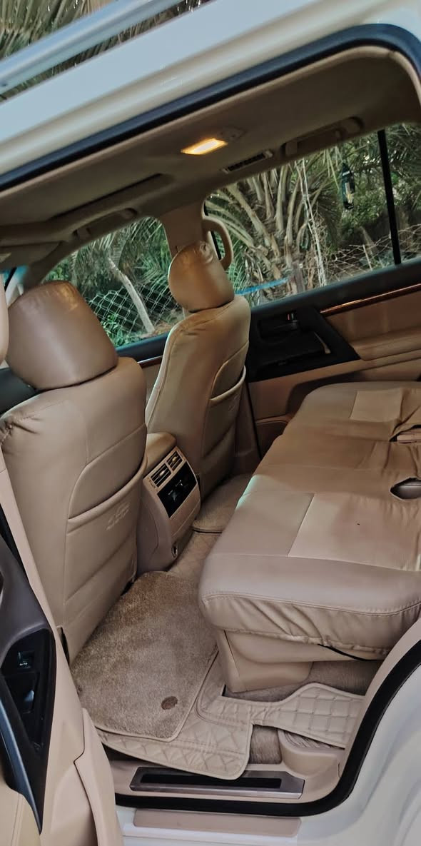 سلام عليكم
لاندكروز 2014 بريم اصل سياره احله من الصور جديده كلش
كفاله عامه
مكان بابل
***********
