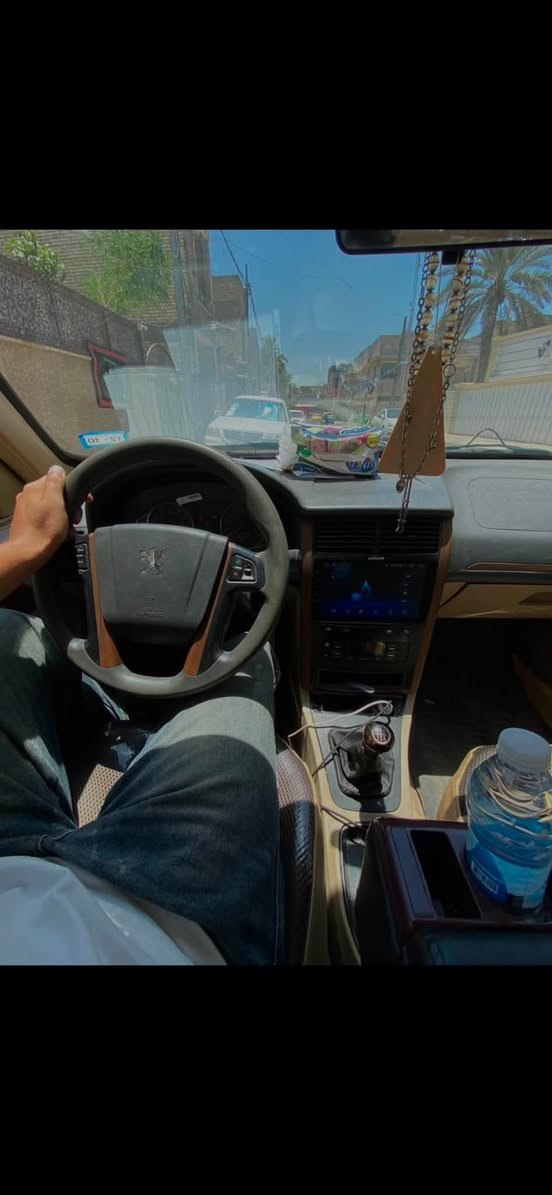 اخوان السلام عليكم بيجو بارص للبيع 2022
تبريد ثلج 

بيها بنيد مبدل فقط

ماشية ١٦٠ الف

السعر ٦٦ وبيها مجال 

شرط التحويل 

العنوان حي القاهرة 

***********
