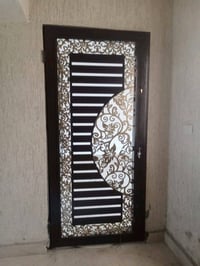 ستة اكتوبر • أبواب مصفحة • بوابات كريتال