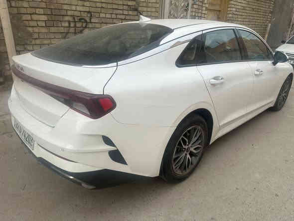 K5
موديل ٢٠٢٣ خليجي
بيها جاملغ خلفي الايمن شبر حار وجاملغ خلفي الايسر بارد وشخط بالبنيد والجامة الامامية بيها فطر
رقم اربيل
ماشية / ٥٧
المواصفات / حساس امام خلفي / كامراه دوراة / مقاعد جلد / مقعد السايق كهرباء / شاشة دجتل 
وبيها بعد مواصفات
السعر 18,900$
العنوان / بغداد البلديات
***********
