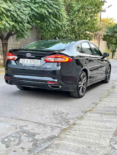 فورد فيوجن  تيتانيوم 1/1 موديل 2019 مكينه 2000 تيربو 
ماشية 97 الف ميل
مواصفات 
رادار امامي خلفي 
حساسات 
كاميرا
سلايد 
كشنات كهرباء الجهتين وخزن وتبريد وتدفئه 
اناره داخليه 7 الوان 
تبريد قطعتين 
تحديد مسار 
تشغيل عن بعد 
دخول ذكي بدون مفتاح وترحيب 
شاشة كبيره تدعم كار بلي 
رقم اربيل باسمي 

عنوان السيارة بغداد
***********
 حادثها فقط دعامية خلفية 

السعر واتساب 

ملاحظه مهمه ( السياره تيتانيوم ) يعني فول الفول 
جماعة ال 130 وال140 وال 150 لتراسلوني رجاءآ
