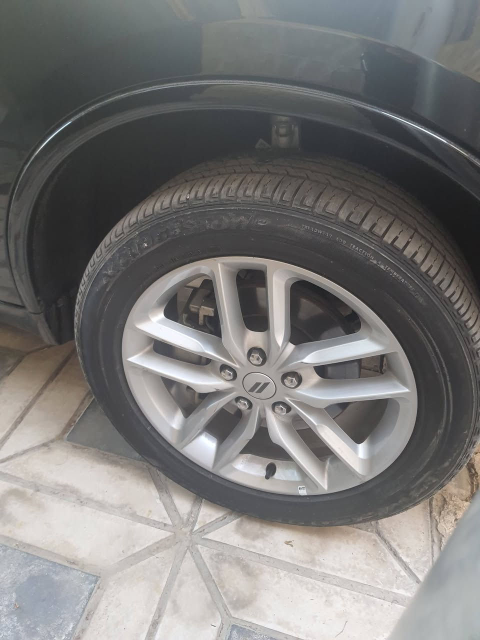 سيارة دوج دورنكو فئة GT  2025   محرك ٣٦٠٠  ٦ سلندر    وارد امريكي  كلين  مكفولة من ال صبغ ماعدا شبر   بالبنيد ايرباكات كلها سليمة  سيارة جديدة  بمعنى الكلمة على وضع الشركة  ماشية ٢٧  ألف  اخت زيرو   رقم شهداء  بأسم واحد لايوجد ورثة او قاصرين  لمعرفة السعر  ***********  يوجد وت ساب

