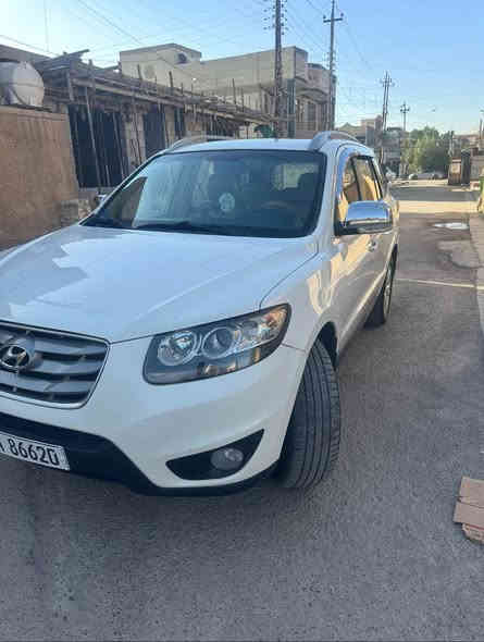 للبيع 
سنتافي 2011 خليجي 6 سلندر 
مكينه 3500 مكفوله على اخر حبه
كير مكفول
صدر جديد 
تخم تاير جديد 
منظومة تبريد مع الرديترات جديده
سياره حلوه ومال جناي وترايها بشرط من زاخو للفاو ورقم انكليزي باسمي 
بيها صبغ جاملغ خلفي بصف السايق وباب وحافة البنيد حك 4 اصابع 
السعر 155 وبيها مجال 
مكاني بغداد الزعفرانية
*********** بغداد
