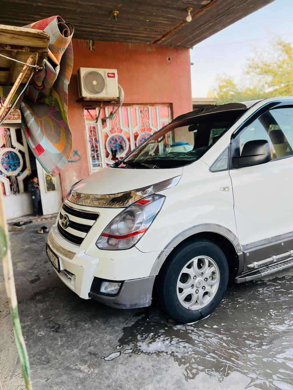 السلام عليكم ستاركس موديل 2010 ماكينه سورنتو مسبوق حزام جماليه مقفوله من الخياس تخنتاير تبريد سياره خير من الله مصفره من كل شيء العنوان البصره القرنه تحويل السعر 123 بيها مجا/////***********
