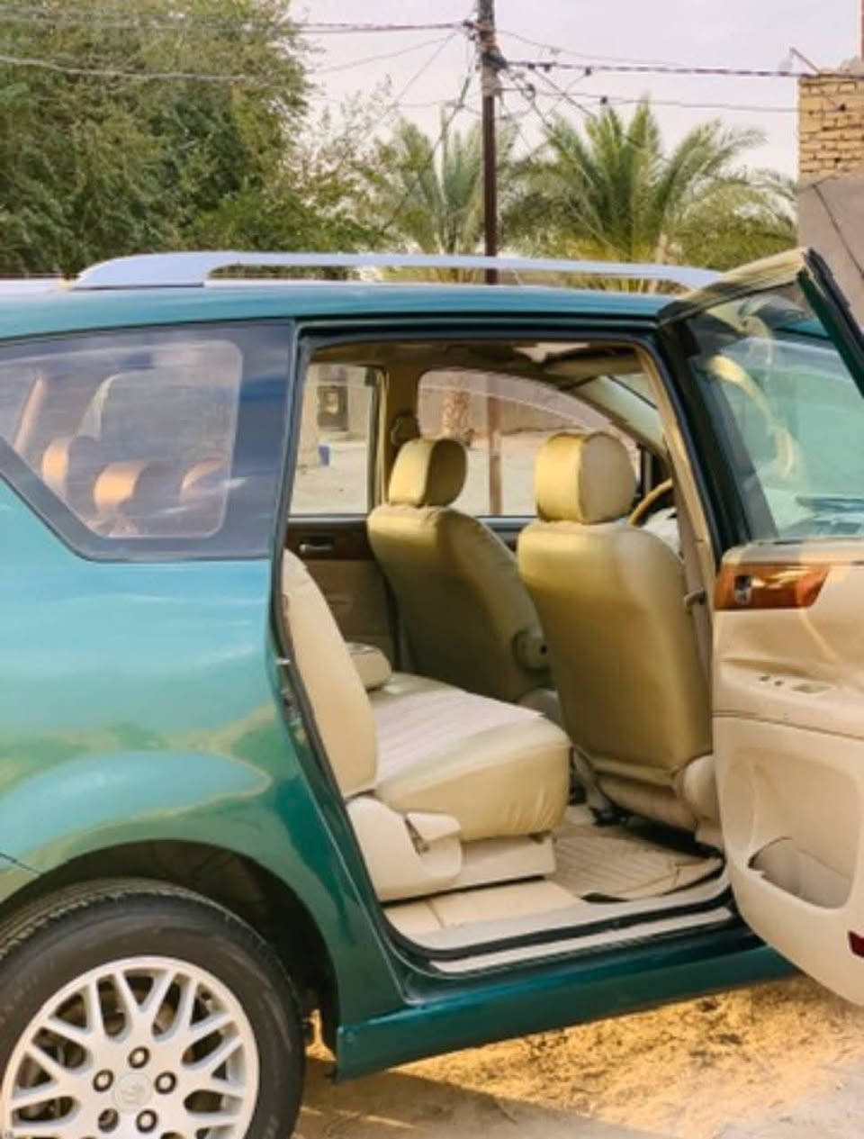 سلام عليكم 
سياره ابصم كرستال اصل تو ويل جاهزه مكينه كير حداديه تبريد موديل 2003رقم نجف دولي السعر ٩٧وبيه مجال قليل للاستفسار ***********
*********** ناصرية, ذي قار
