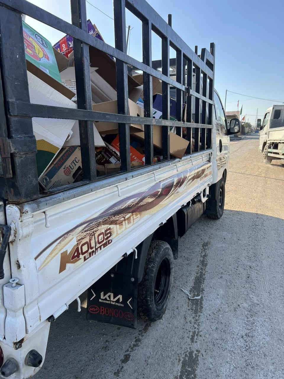 سلام عليكم كيه نثيه مديل 2007 بسمي شرط التحويل السياره مكفوله من كلشي بس البم شويه يخربط يرادله تنضيف مكان بغداد حي اور سعر 80 وبيهه مجال قليل ***********
