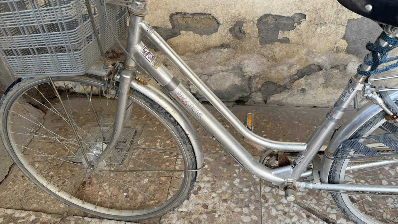 باسكل للبيع نضيف كلش
للاستفسار خاص او الاتصال على الرقم
‭0778 261 2771
