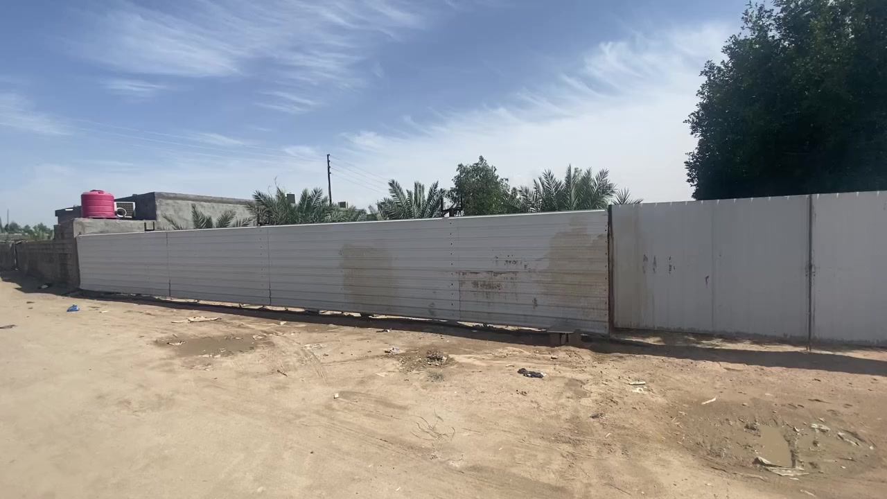 بستان للبيع 
مقابل البترو يم المحطه و المطحنه من يمهن وتنزل بشارع 
مساحته 1700 متر بي 40 نخله مشكل وبيهن برحيات وبي 10 سدر مطعم و بي حنه وبي صفصاف 
بي كهرباء ومكانه مرتب 
السعر 40 وبي مجال للشراي 
واتساب / ***********
هاتف / ***********
