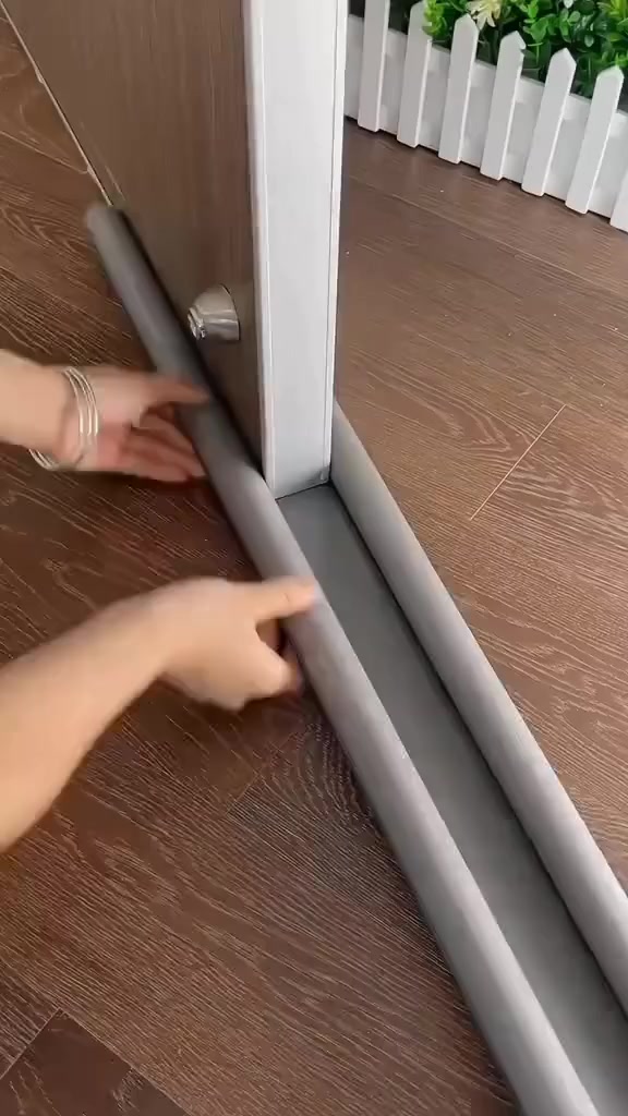 #مجمع_الحاج_صبار_واولاده_التجاري
#لا_نتعامل_بالدين_ولا_بالاقساط
#البيع_نقداً_فقط_بدون_إحراج
#عروض_خاصة

🚪✨ حل بسيط… وراحة كبيرة!

تعبان من الغبار والهواء اللي يدخل من تحت الباب؟
هذا مانع تسريب الأبواب هو الحل 👇

✔️ يمنع دخول الغبار والحشرات
✔️ يعزل الهواء البارد والحرارة
✔️ يخفف الإزعاج والصوت
✔️ تركيب سهل خلال ثواني

💡 مناسب لكل بيت ومكتب فقط ب ١٠٠٠ دينار 

#العنوان_الانبار_قضاء_عنه_شارع_الحضرة

#تتوفر_خدمة_توصيل_في_كافة_محافظات_العراق


**إذا كنت صاحب هذا الإعلان وتريد حذفه لأي سبب، رجاءا أرسل رسالة إلى الدعم الفني**