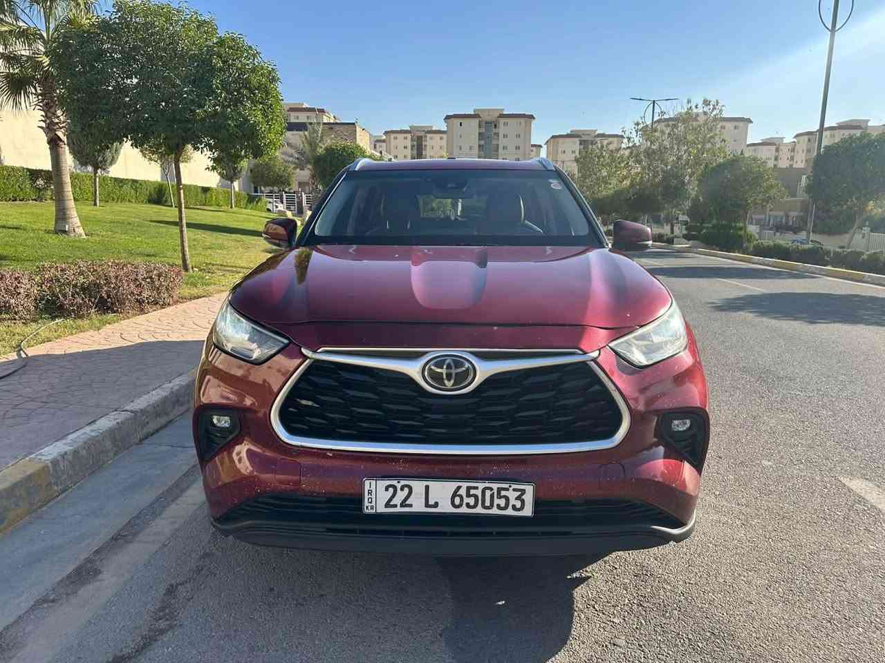Toyota highlander XLE 2020
V6- 3.5
اللون : ماروني 
السيارة قطعتين 
ماشية 250.000
فول مواصفات :
————————————

الكاميرا الخلفية، صندوق كهربائي، التحكم على المنحدرات، مستشعر وقوف، فتحة السقف، بصمة، مثبت السرعة، نوافذ كهربائية، شاشة، مراقبة النقطة العمياء، نظام المفتاح الذكي، المصابيح الأمامية ليد، قفل مركزي للأبواب، أبل كاربلاي، التشغيل عن بعد، أندرويد أوتو، ABS، AWD، شاحن لاسلكي، كشافات ضباب، فرامل الوقوف الإلكتروني، وضع القيادة، التحكم الإلكتروني في الثبات، مثبت السرعة التكيفي، تبريد خلفي، زر التشغيل 

العنوان : اربيل 
التواصل : *********** - ***********
