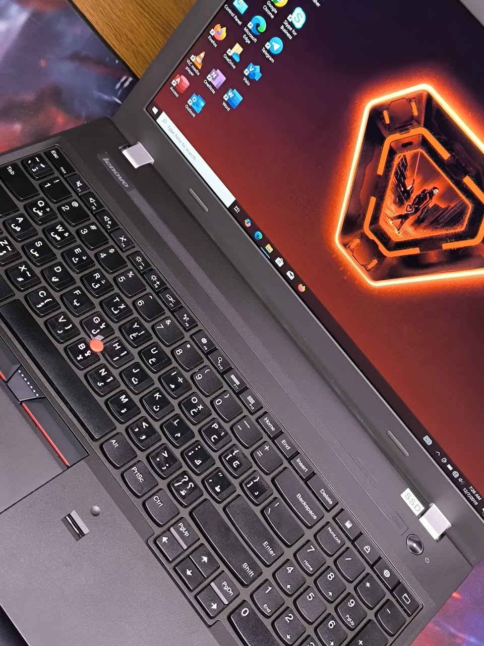 Lenovo thinkpad E560

Cori7-الجيل السادس 
رام 8GB
هارد 240GB SSD
كرت شاشه خارجي 2GB AMD
كرت شاشه داخلي 4GB
شاشه حجم 15.6 FHD 

هدايا ماوس مع حقيبة لابتوب وماوس باد والشاحن الاصلي 

السعر  299,000 
توصيل متوفر 
واتساب ***********
