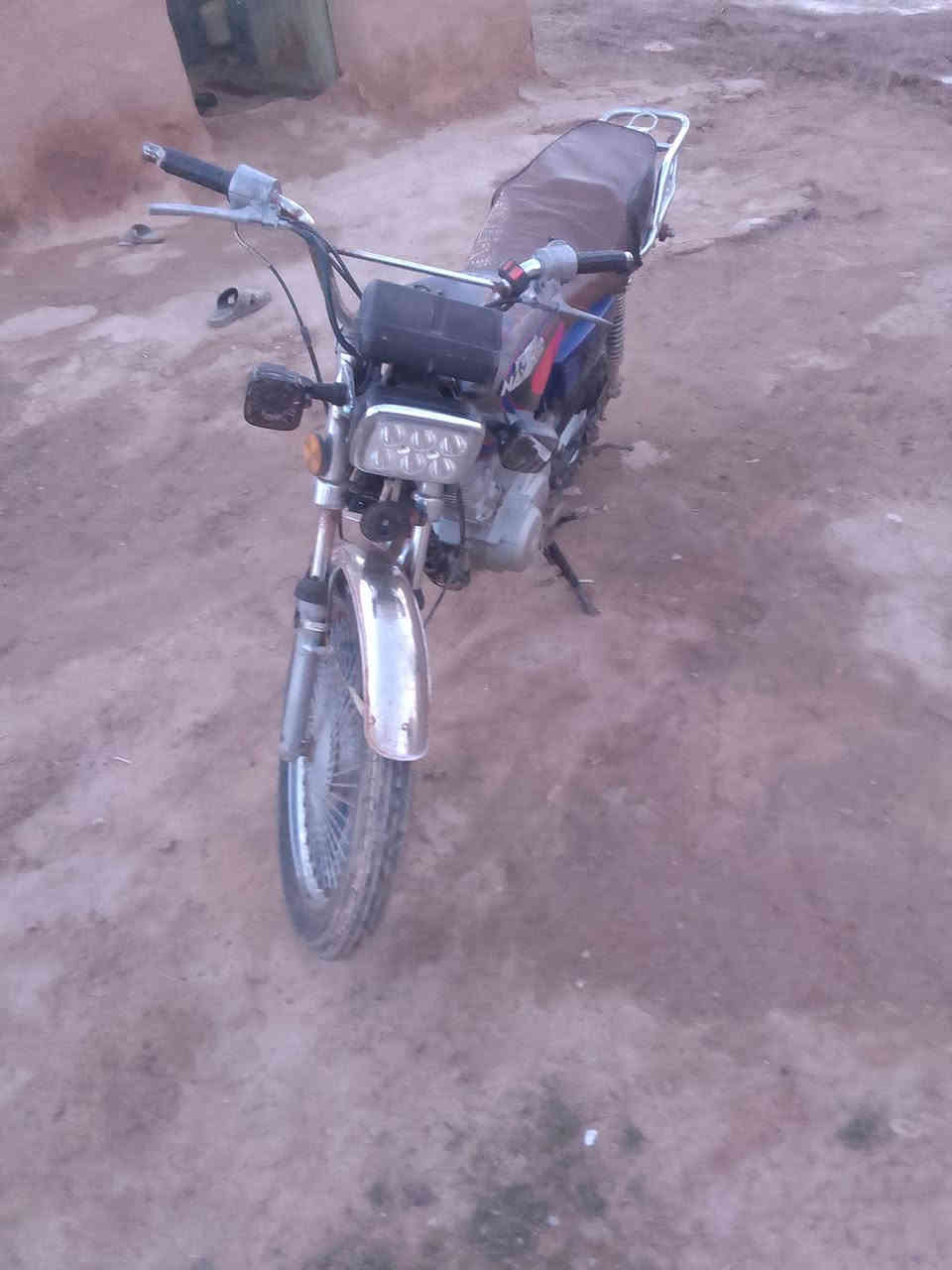 ماطور اربعه كير موديل 19محرك نضيف كهربائيات شغاله السعر 225وبيه مجال مكاني الحويجه داخل لتصال ***********
