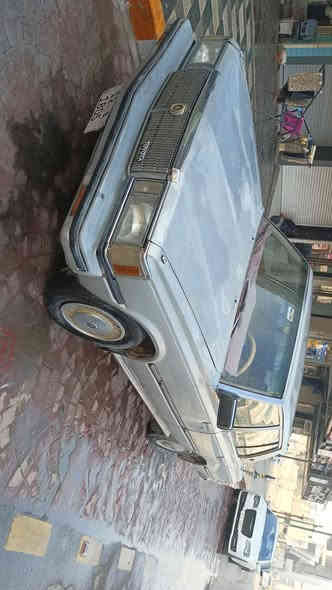 السلام عليكم. كراون.  سوبر. 82    للبيع رقم نكليزي مميز. ابسمي.   تحويل بكل محافظات العراق.  السيراه حيل نضيفه وبدون حادث كلين السياره اخوان  لا زنجار.  ولا خياس بيه فقط. الركان مالتها الركان الخلفيه  وخارجي مو داخلي. يعني الصندوك بدون. خياس    اخوان السياره تحفه وخير من الله صارلها عندي 4 سنين مافديوم. وكفتني بشارع الحمد الله  وفار العراق بيها من البصره. طالع بيها. للموصل.  يعني سياره عتماديه  بمعنه الكلمه.    محركه  بيه دخان خفيف حيل من الصالنصه. يمشيك.  3 سنين بعد. صدرها جديد.  سعرها حلو ومناسب 42 وبيها مجال لطيبين  تبريد فاتحه.  انطيك وياها كمبريسر ثنين وغراضه كامله انته شده.  السياره بالمعدل 160.  ثابت.  بالطرق الخارجيه لا تهفي.  ولا تروط السياره رزنه حيل وبالعافيه ع ياخذها واتساب *********** اتصال 0782884050 وبالخدمه مكانه المنصور
