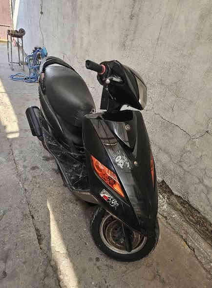سلام عليكم ثعلب للبيع دراجه بلاديه نقصها باتري وفج بريك امامي شغاله هندر نكرا سعرها 500الف وبيها مجال حك جيه  مستعجل عل بيعه مكاني اعظمية***********
