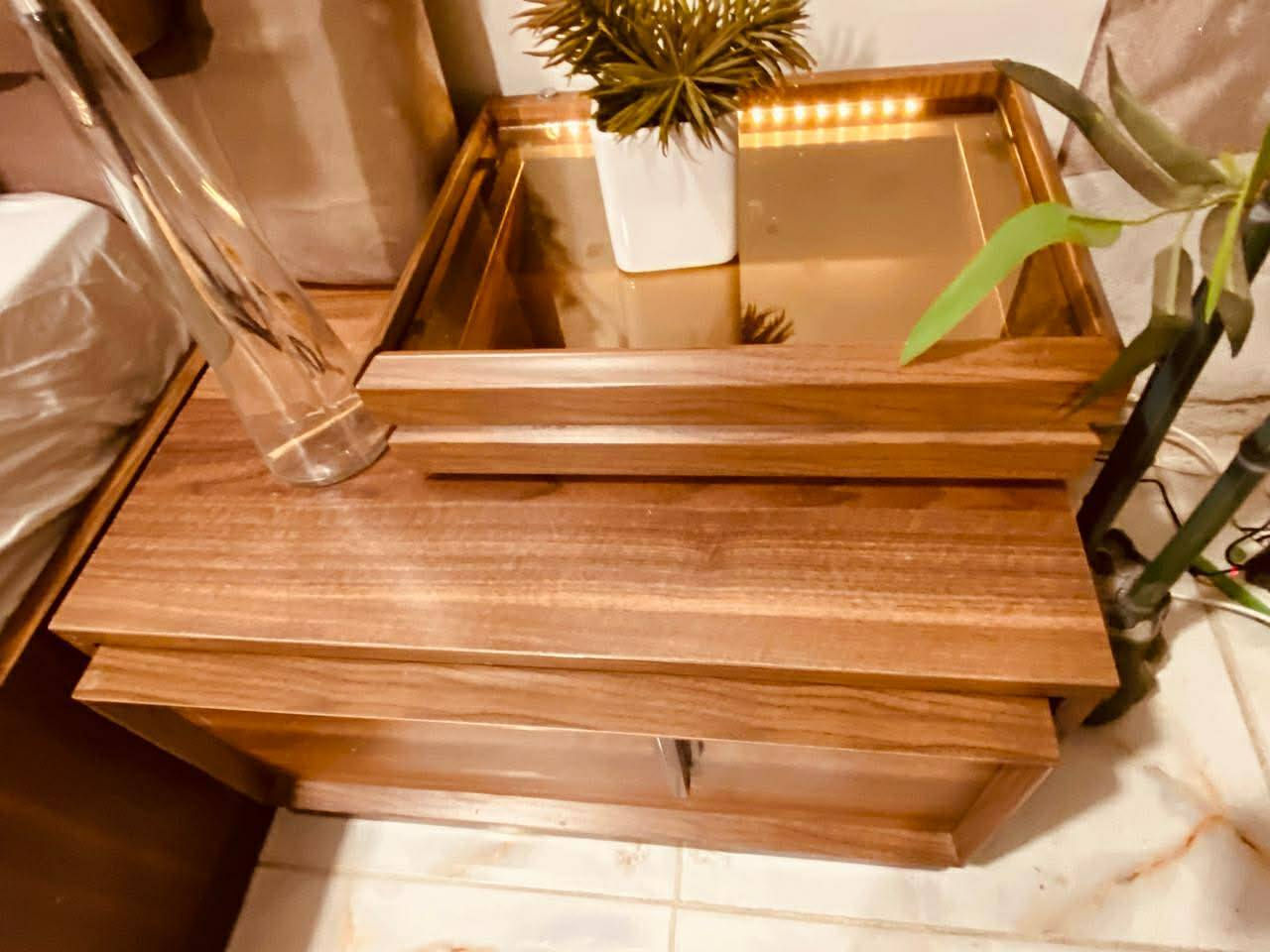 للبيع غرفه تركي قطع ٩ سعر ٨٠٠ وعنوان فلوجه حي الجغيفي الثانيه رقم *********** للإستفسار
