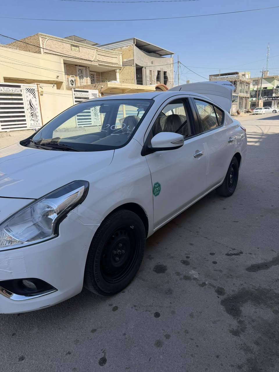 السلام عليكم نيسان صني 2024 دواخل بيجي كفاله عامه عدى باب السائق شويه بارد فول تبريد خلفي 4جام كهرباء تحكم ستيرن إشارة بالمرايه ماشيه 79km رقم دولي أربيل  وكاله تحويل بحاله الزيرو كفاله كير ومكينه وحداديه   سعر 113 وبيها مجال  مكان نجف ***********
