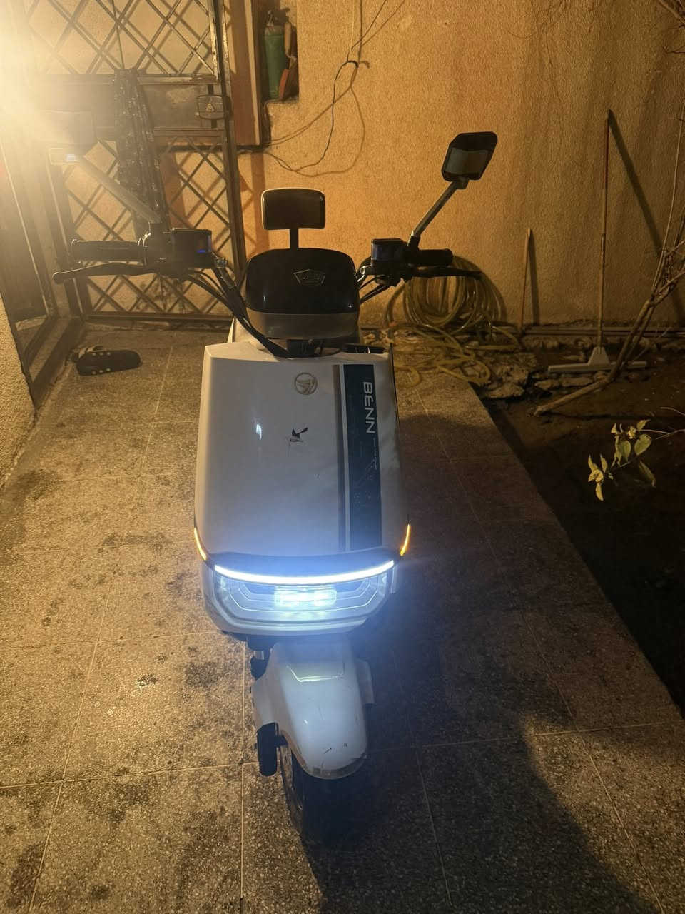 السلام عليكم
دراجة شحن للبيع 
من شركة الجوهرة البحرية 
عدد البطاريات 6 
حجم الملف 1500w
السرعة الحقيقة 60 
المسافة 50 كيلو ع المرتاح
السعر 800 الف دينار عراقي 
المكان الكرادة


**إذا كنت صاحب هذا الإعلان وتريد حذفه لأي سبب، رجاءا أرسل رسالة إلى الدعم الفني**