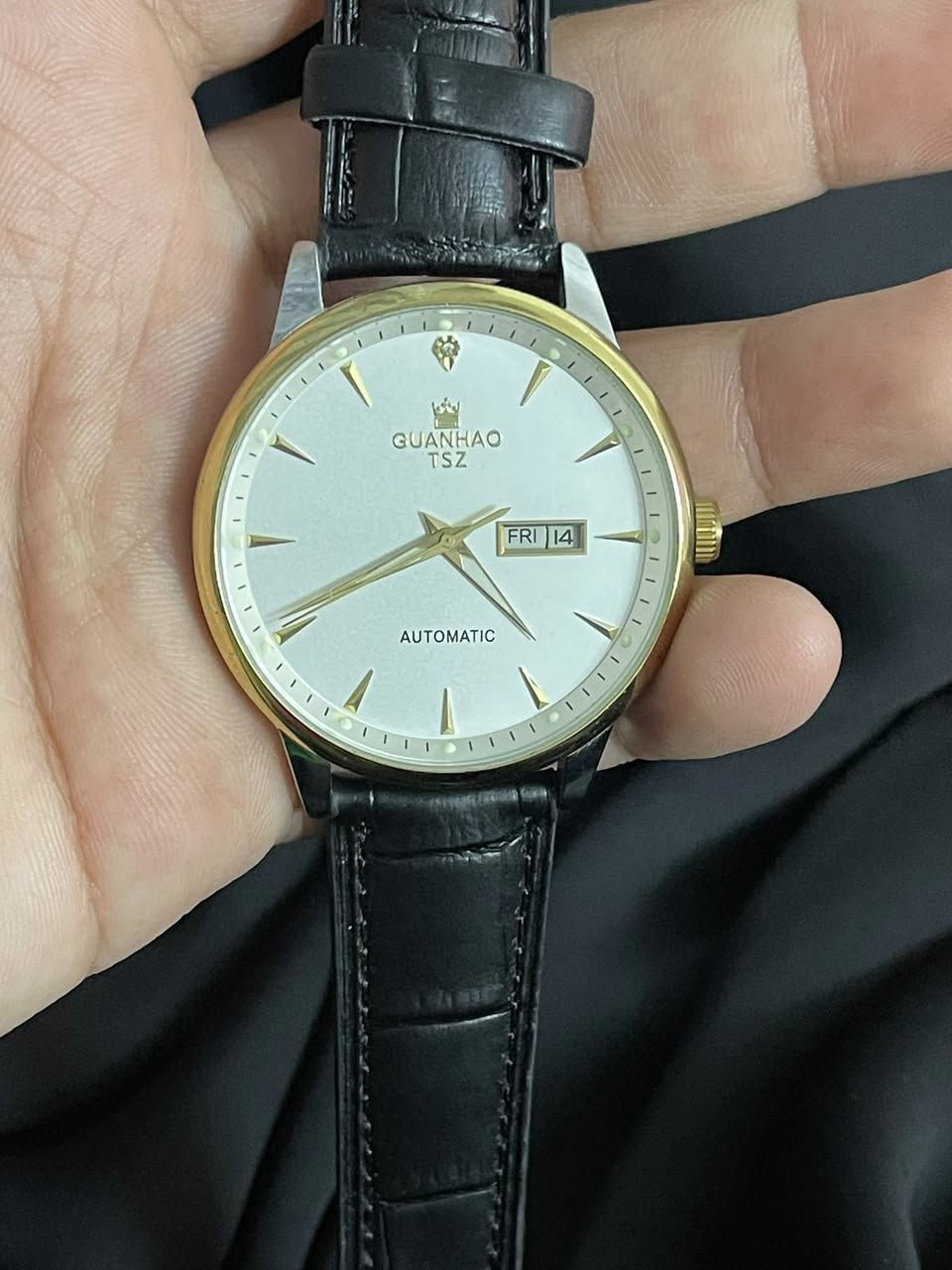 السلام عليكم اخوان عندي هاي الساعه اريدها مراوس بمحبس عقيق مرتب  مكاني بغداد


**إذا كنت صاحب هذا الإعلان وتريد حذفه لأي سبب، رجاءا أرسل رسالة إلى الدعم الفني**