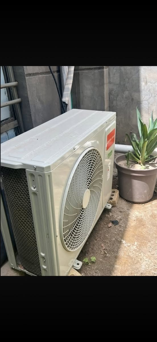 سبلت جنرال الأصلي للبيع
مستعمل 4 اشهور فقط على فحص كامل كله جديد جدا غاز 410 

سعر 400 وبي مجال بسيط

بغداد 

*********** واتساب
