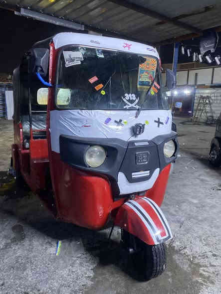 السلام عليكم تكتك دخول 2017 
للبيع  بيه نواقص بسيطه يرادله ترتيبات وكهربائيات 

تكتك حلوه نصبه تخبل مكينه خير من الله 20

مكاني محموديه حي العسكري

 سعر 2300وبيه مجال 😇
شراي يتصل ويدلل 
***********
***********
