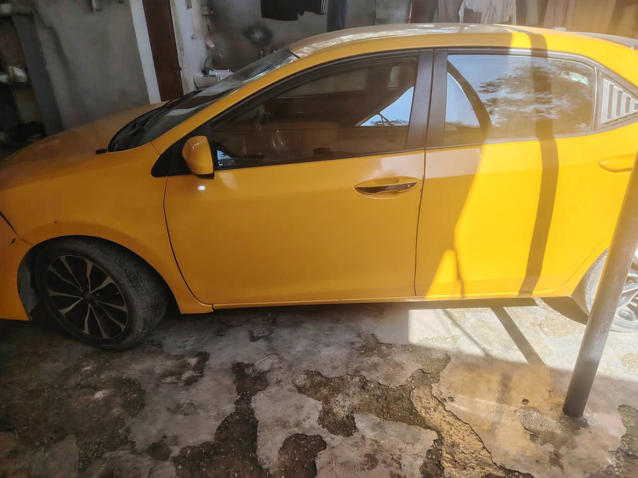 سلام عليكم عندي كورلا موديل 2018 لبيع سياره حلو مشاء الله بيه 3 قطع مكان سياره في كركوك مشروع وطني تفاضيل  اكثر خابر ع رقم موبايل ***********
