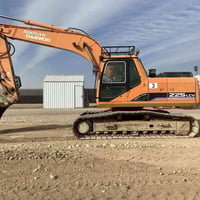 للبیع /حفارە حجم /225 مودیل/2006 رقم /م/07507776162 حفارە/جديدة ونظيفة...