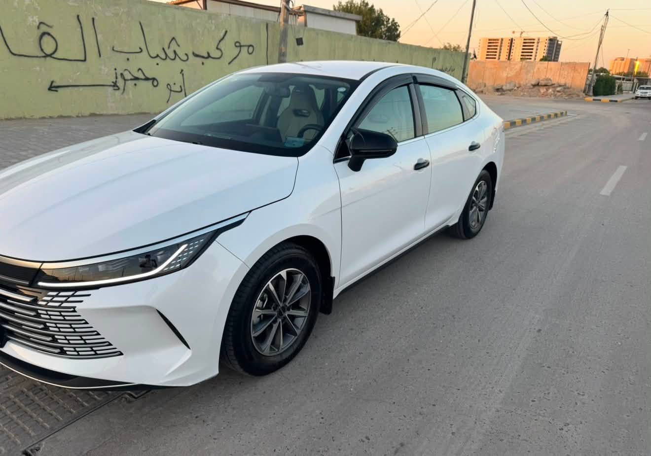 سلام عليكم 
بي واي دي دستوري 
مكفوله 
ماشيه 7000
رقم بغداد 
لسعر 19250وبيه مجال 
سياره جاهزه 
***********
