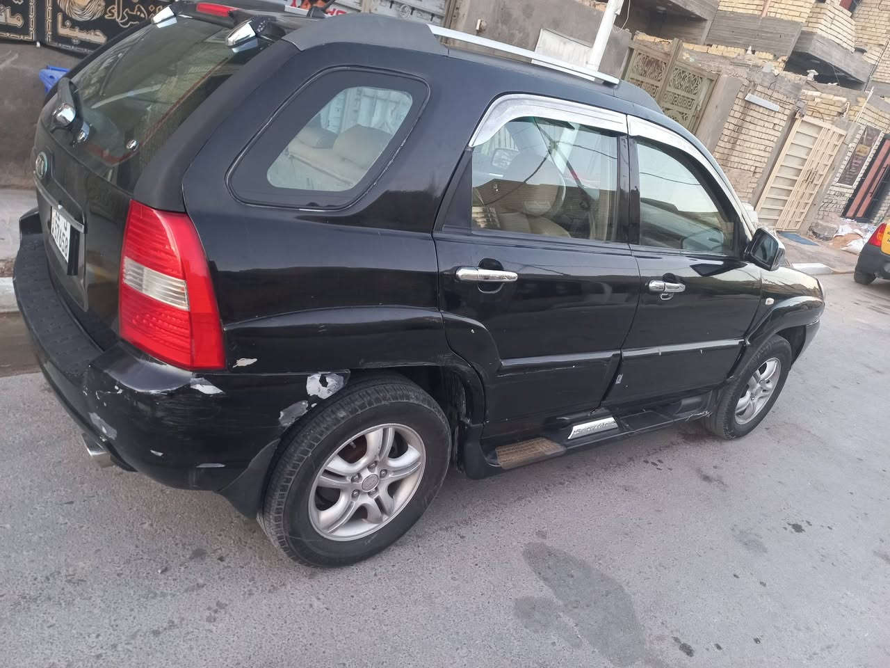 سلام عليكم للبيع سبورتج موديل ٢٠٠٧ خليجي بسمي تحويل مباشر كير مكينه مكفول السياره مجفيه ومصبوغه عام سعرها ٦٩ وبيها مجال قليل مكانها بغداد الرقم ***********
