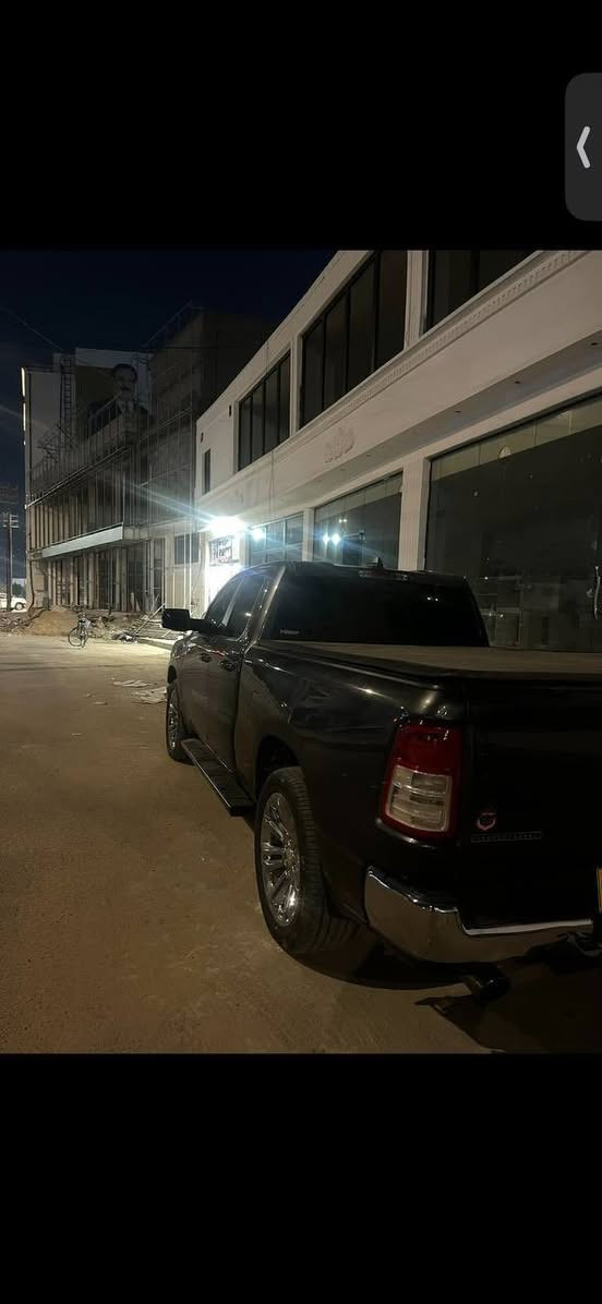 للبيع دوج رام 2022 ✅

سعرها ادخل ع رابط https://t.me/carssofiraq/15300

مواصفات بيك باب قصير بودي طويل هورن شاشة بلادية ابل كار اندرويد اوتو   بصمة  + تشغيل عن بعد صندوق يفتح عن بعد. تبريد قطعتين  دوسات البنزين والبريك كهربائية ((جكات))  
محرك هيمي  
ماشية 95 الف كيلو  
حادثها باب وجاملغ 
رقمها اربيل باسمي
تلفون ***********
.
.
🚗اعرض سيارتك ع اقوى قناة تلكرام للبيع و شراء سيارات ادخل ع رابط 
👇👇
https://t.me/carssofiraq
