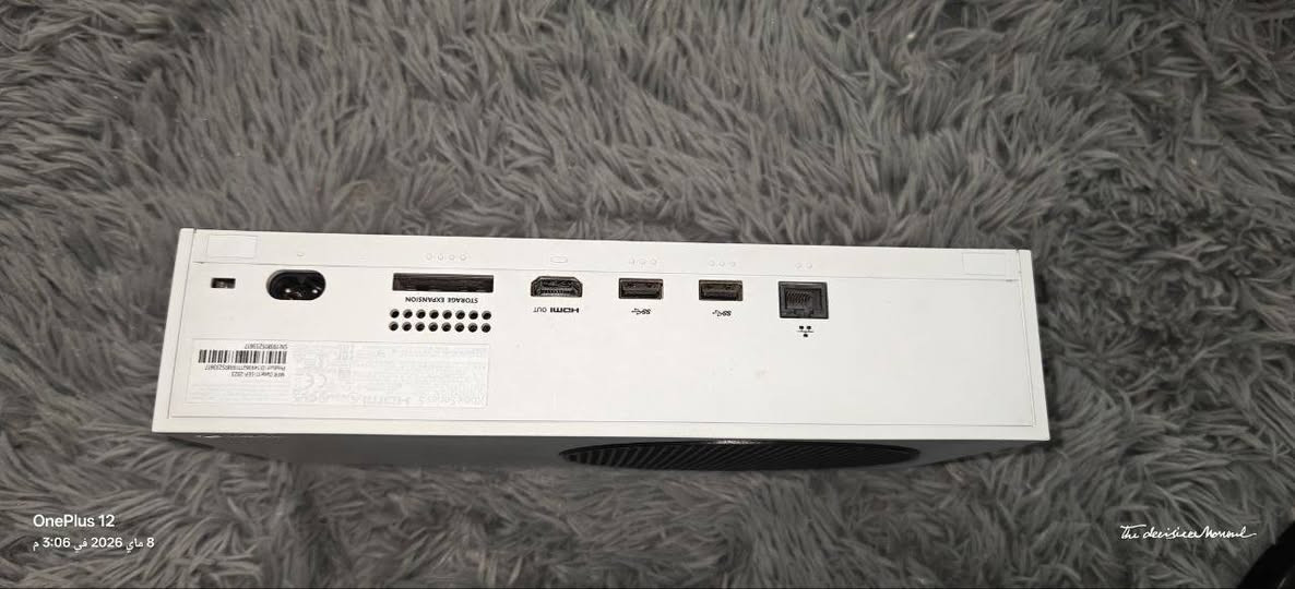 Xbox series s
نص تيرا مع يدات ثنين الاصليه و الثانيه كيم سير سعر 350 و بي مجال بسيط ما متواجد على الخاص فقط واتس اب
***********

***********
