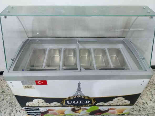 السلام عليكم 
عارضه يوكر جديده ما مستخدمه اهواي 
للبيع عدد 2 
 السعر الواحده 950000
مكان بغداد حي الجهاد
للاتصال ***********
