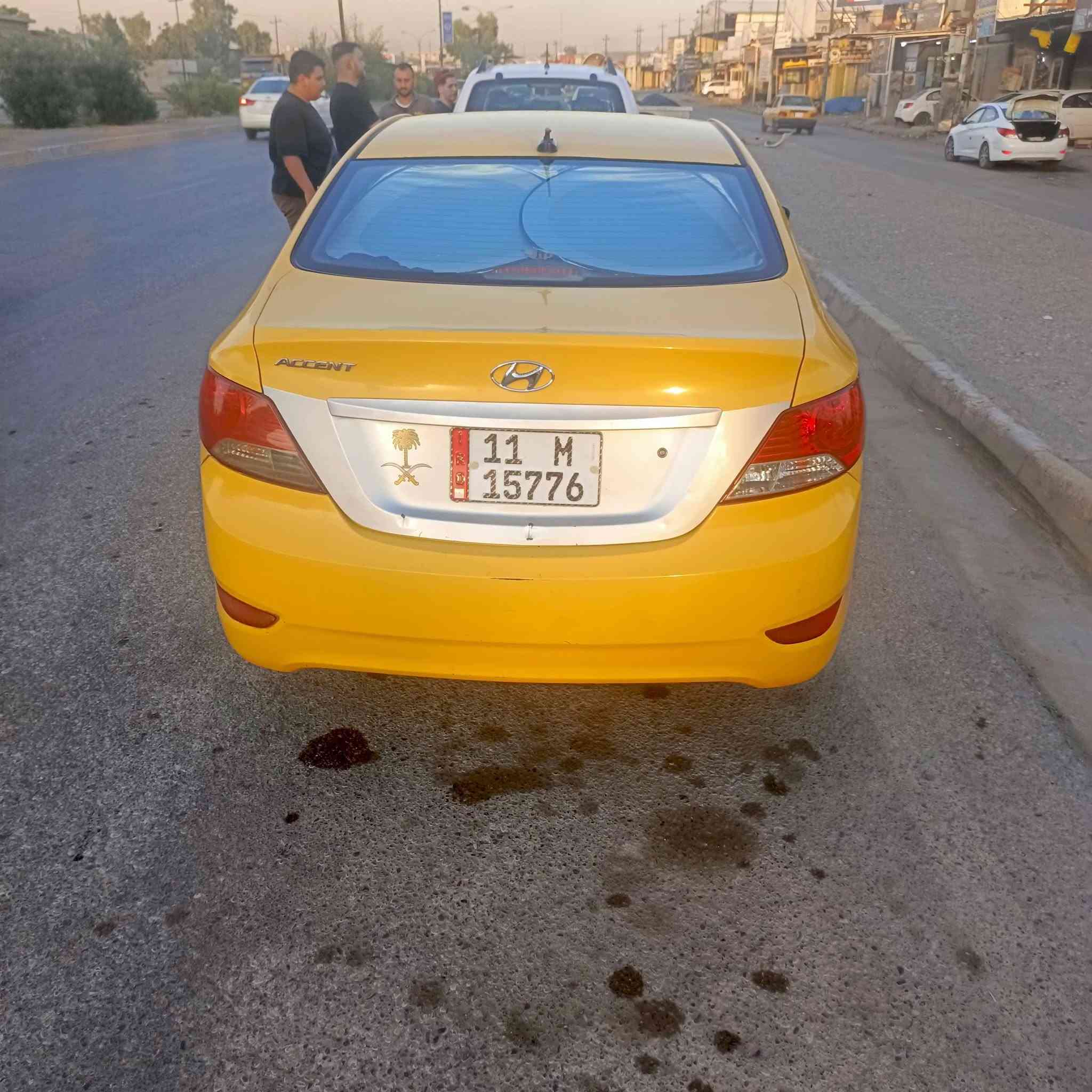 السلام عليكم اكسنت 2013 لبيع محرك جدي اي كير At تبريد ثلج  فول   طخم جديد توير جديد  السياره جاهزه بسمي اني الشرعي كبل التحويل ثاني يوم.   ماينقصهاااا شي كبل لشارع ربع ماتصرف عليهااا    ملاحظه السياره جاملغ النفر بدون دواخل السعر 80 $ وبيهااا مجال والتواصل على هذا الرقام ***********) ‏(‪***********‬‏
